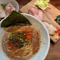 [裏メニュー]ファイヤーサンダー吸収豚骨 +肉メッシ