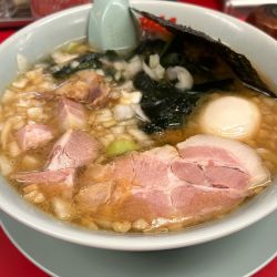 プレミアム醤油とんこつラーメン