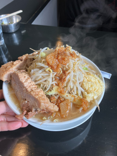 「中豚ラーメン」@WILD PIGの写真