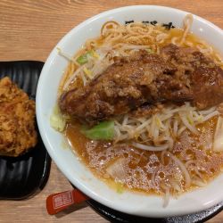 味噌󠄀二郎(並盛)＋醤油唐揚げ(1個)