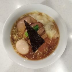 特製醤油らぁ麺