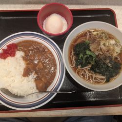 朝カレーセット（480円）