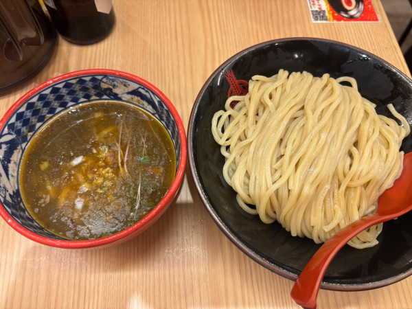 「特濃煮干しつけ麺大盛」@つけ麺専門店 三田製麺所 恵比寿店の写真