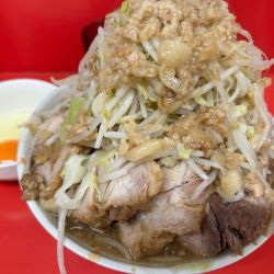 小豚ラーメン+生卵