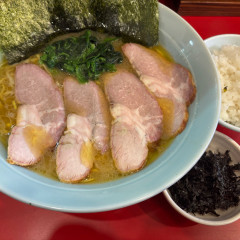 横浜家系らーめん たま家の画像