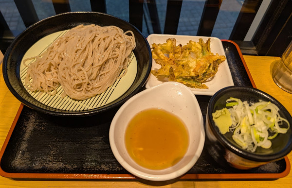 「かき揚げせいろ（680円）」@そばもん 和光市駅店の写真