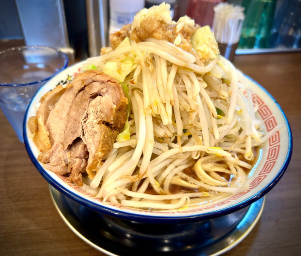 「豚ラーメン(930¥)」@ラーメン☆ビリー 宇都宮店の写真