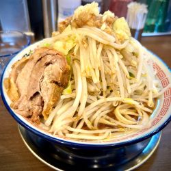 豚ラーメン(930¥)