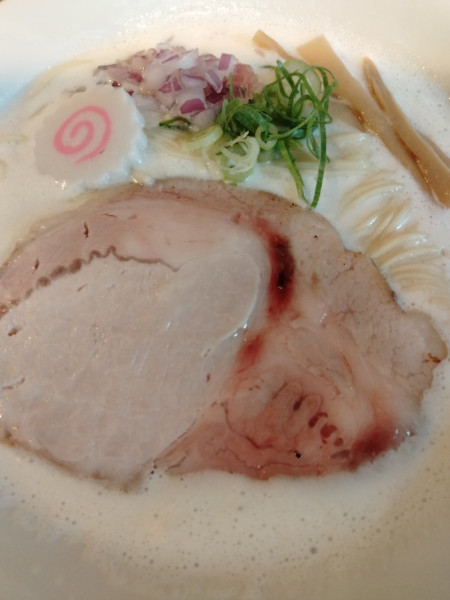 「貝白湯汐」@noodles kitchen GUNNERS 新丸子店の写真