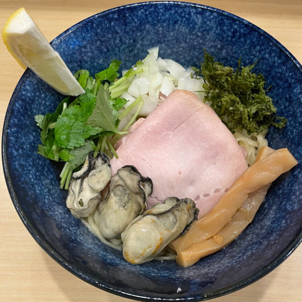 「牡蠣のまぜそば(温)1,100円」@中華そばよしかわ 西荻窪店の写真