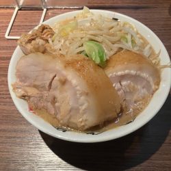 小ラーメン豚1枚　豚1枚