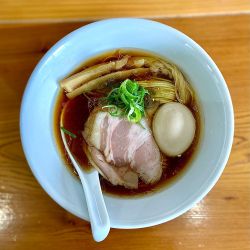 特製醤油ラーメン