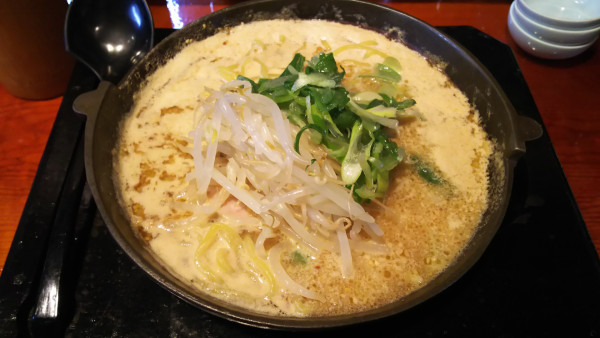 「焼き白味噌らーめん」@麺屋 蔵人 茅野本店の写真