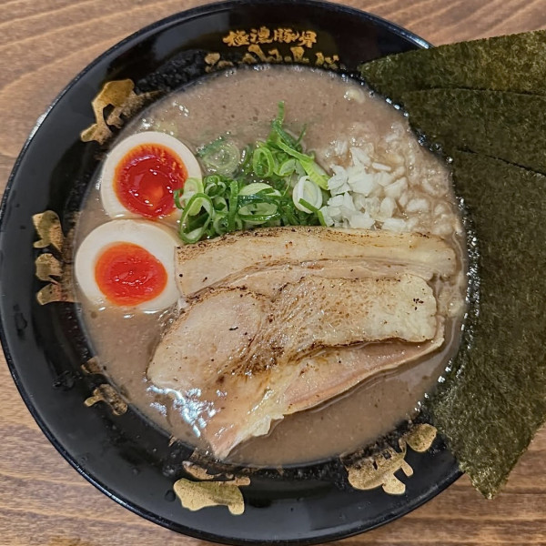 「小僧らーめん」@らーめん小僧 名古屋錦店の写真