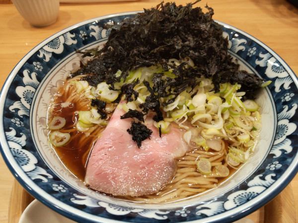 「醤油らーめん岩のりねぎぼっこし」@風〜Furari〜の写真