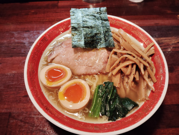 「特塩　　平打ち　850円　　メンマ　　100円」@麺処 懐やの写真