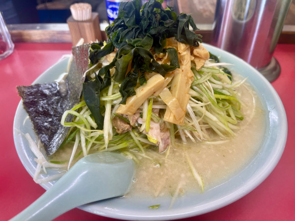 「ネギラーメン  TPネギ増し」@ラーメンショップ 羽生インター店の写真