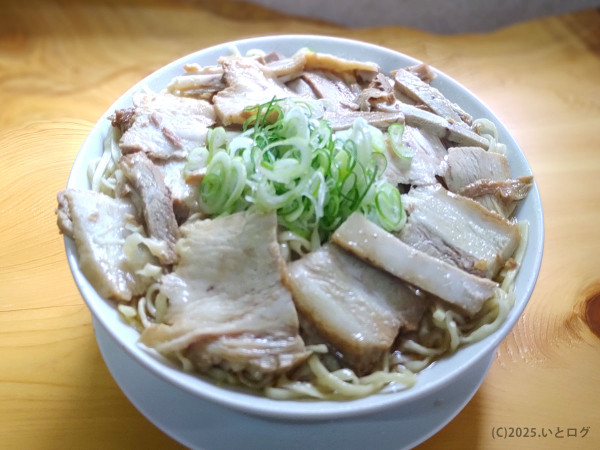 「肉中華 大」@中華そば あざみ 大岩本店の写真