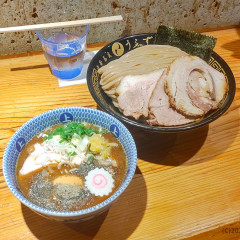 Wez Noodlesの写真