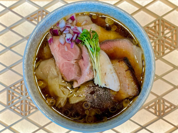 「★特製中華そば(醤油)🍜¥1,600」@中華そば 炎の写真