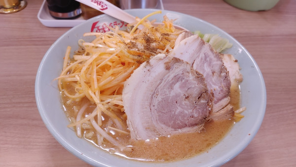 「ランチメニュー　3枚ネギ味噌チャーシュー」@くるまやラーメン 塩尻店の写真