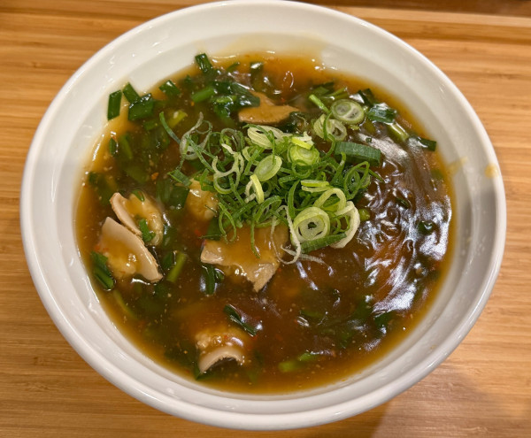 「12月夜限定・スタミナニラもつらぁめん1250円」@らぁめん 麺彩家の写真