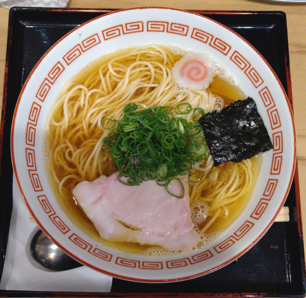 「極上煮干し一番出汁らーめん」@瀬戸内食堂 ねいろ屋の写真