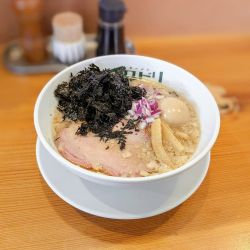 背脂煮干し中華そば【期間限定】