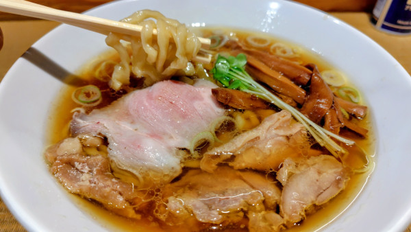 「親鶏中華そば(930円)」@手打 親鶏中華そば 綾川の写真