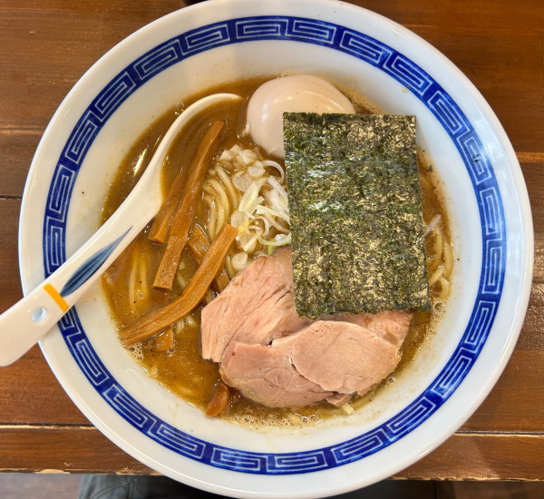 「ラーメン930円+ 紅孔雀卵の味玉200円」@麺屋 青の写真