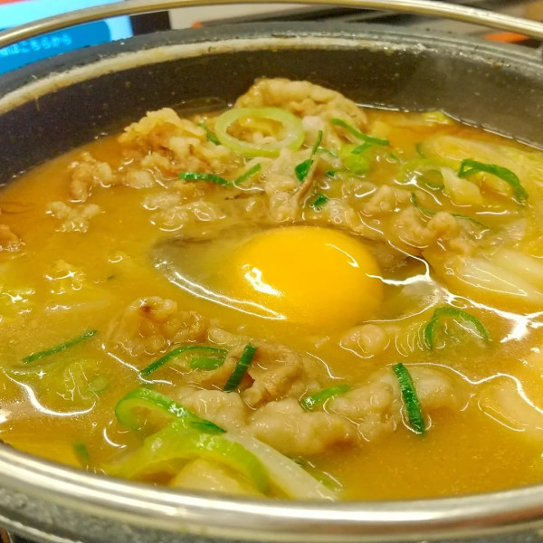 「#牛肉玉ラーメン鍋膳 #987円 #ご飯大盛 #無料」@吉野家 蒲田東口店の写真