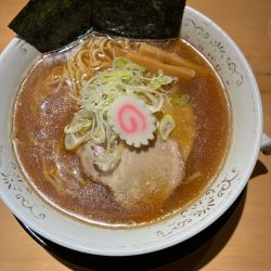 中華そば　970円