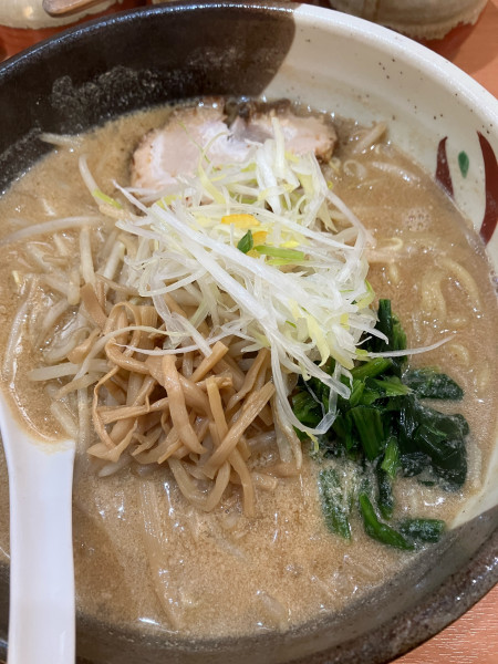 「味噌ラーメン　880円」@俺流塩らーめん 中目黒駅前店の写真