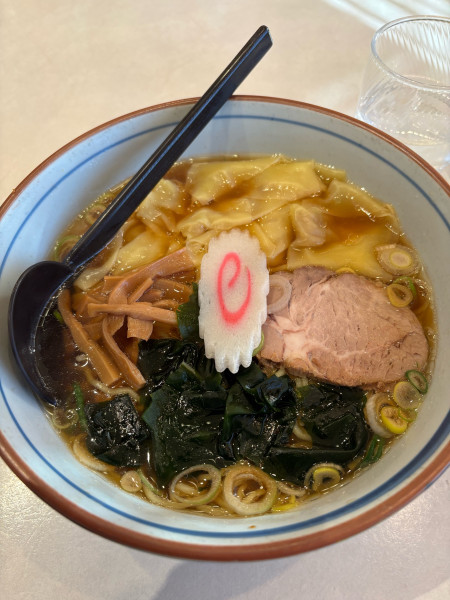 「ワンタンメン」@らーめん すすきのの写真