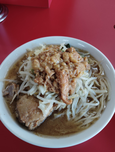 「中(少な目) 千円YsNA」@ラーメン二郎 柏店の写真
