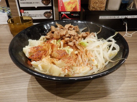 「辛い　油刀削麺」@ラーメンセンター炎 西早稲田店の写真