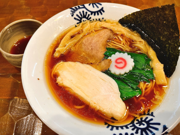 「中華そば（980円）、海老油（100円）」@特級中華蕎麦 洋介の写真