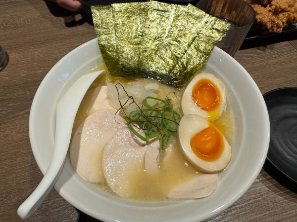 「濃厚特製鶏そば　1080」@下町食堂 麺屋ばらいちの写真