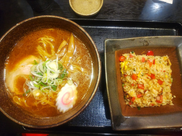 「五目チャーハンセット」@五味八珍 川島田店の写真