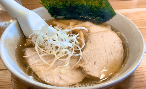 「中華そば煮干し」@中華そば食堂 おはなの写真