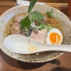 特製　魚介中華そば　1300円