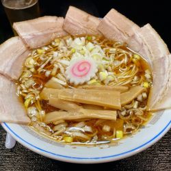 キリンハートランド２本＋ワンタン皿他１皿→ チャーシュー麺