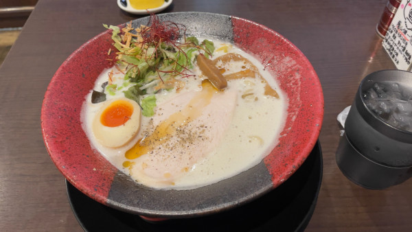 「鶏白湯塩らぁめん」@笹本為次郎商店の写真