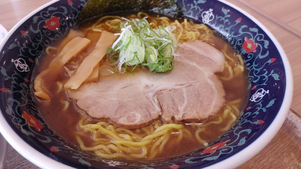 「煮干し醤油らーめん　大盛」@凌駕IDEA イオンモール松本店の写真