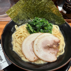 横浜家系ラーメン 壱角家 赤羽店の画像