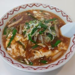 酸辣湯麵 850円