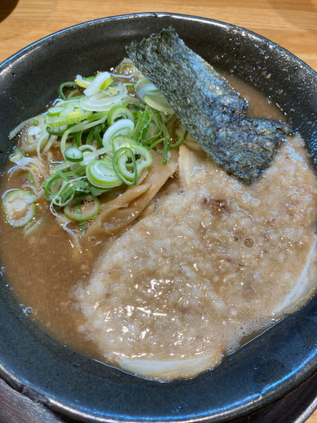 「とんこつラーメン¥950」@宮崎とんこつラーメン 風来軒 大阪本店の写真