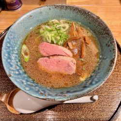 鴨中華そば(1150円)