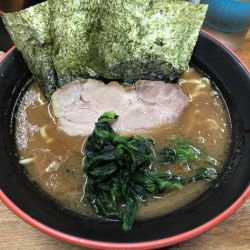 ラーメン(ふつう)+トッピングC 1050円