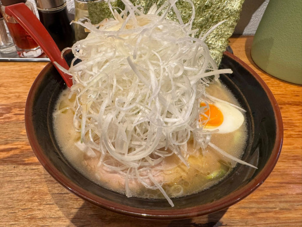 「ネギラーメン（しょうゆ）」@横浜家系ラーメン 大館家の写真
